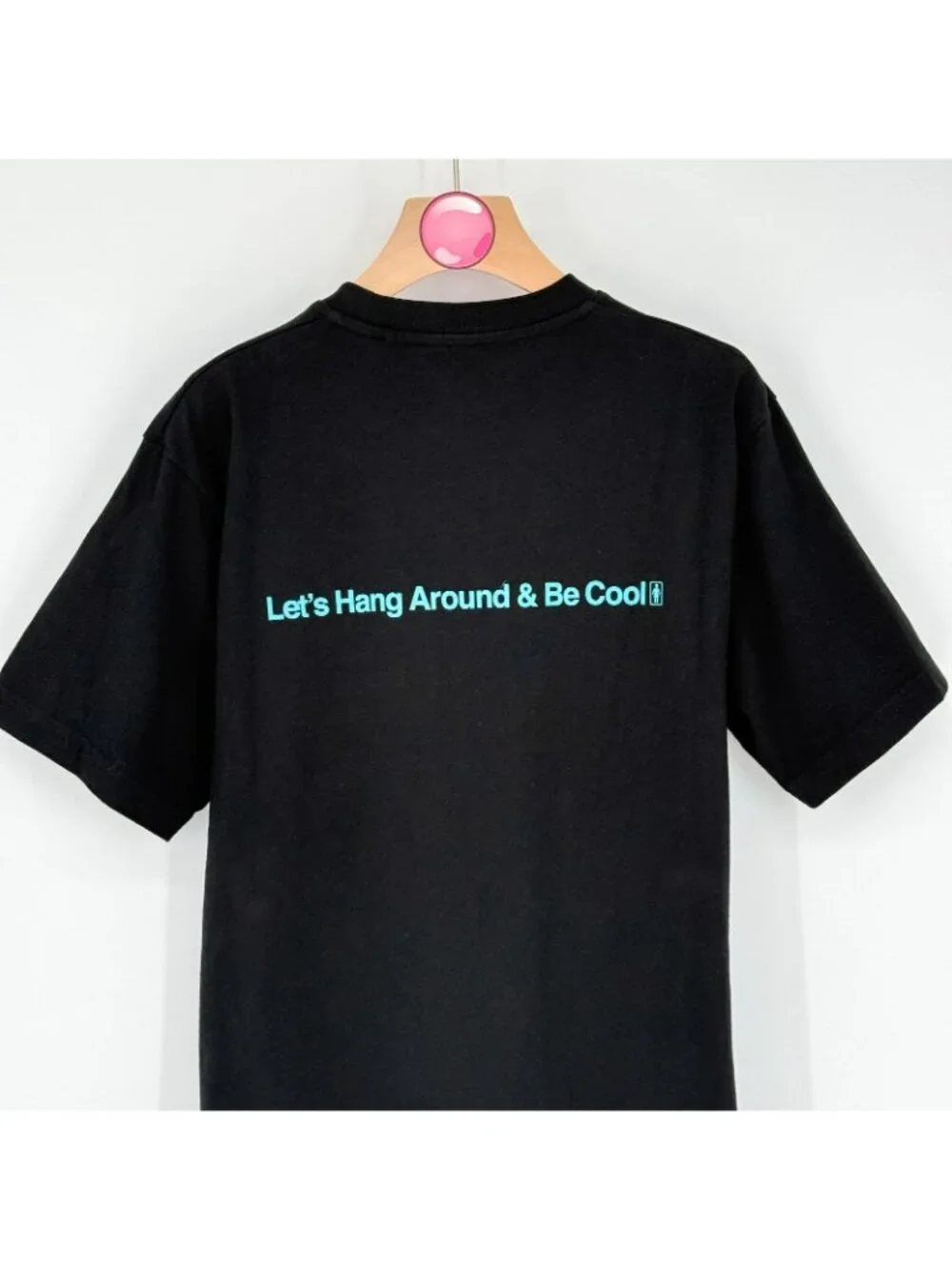 Uniqlo UT Skateboarder Let’s Hang Around And Be Cool T-Shirt‎ Black Men's Size M